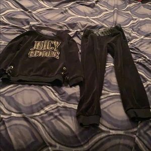 Juicy Couture 2 piece velour set!